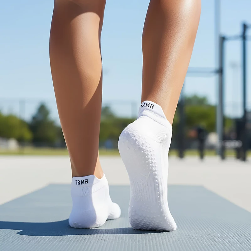 TRNR Ankle Grip Socks