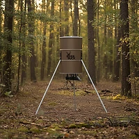 Boss Buck Metal Barrel Feeder with 6V Sunslinger Kit