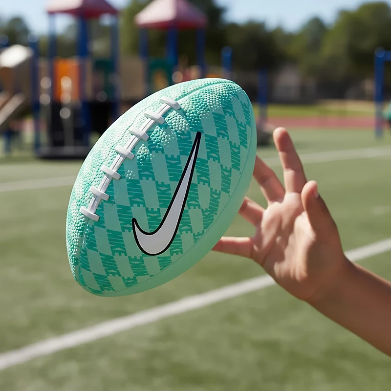 Nike Playground Graphic Mini Football