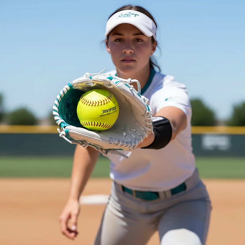 Rawlings 12.5 in Women's Shutout Fastpitch Softball Glove