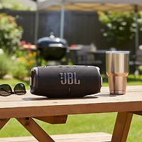 JBL Charge 6 Bluetooth Speaker