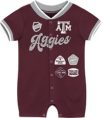 Outerstuff Infants' Texas A&M University Scatter Print Pinch Short Sleeve Romper