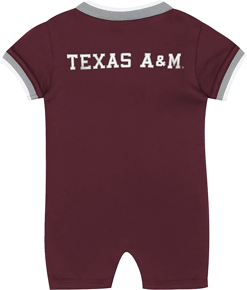 Outerstuff Infants' Texas A&M University Scatter Print Pinch Short Sleeve Romper