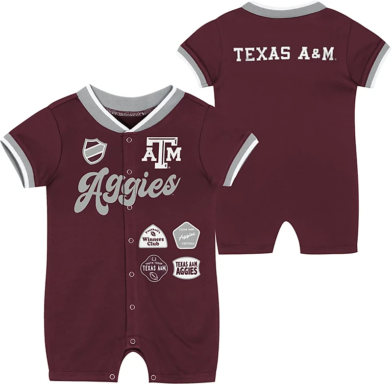 Outerstuff Infants' Texas A&M University Scatter Print Pinch Short Sleeve Romper