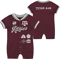 Outerstuff Infants' Texas A&M University Scatter Print Pinch Short Sleeve Romper