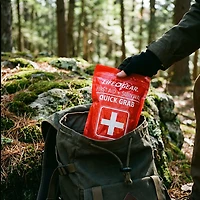 Life Gear Quick Grab 88-Piece First Aid Survival Kit