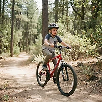 Magna Boys' Echo Ridge 24-inch 18-Speed Mountain Bike
