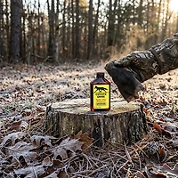 Wildlife Research Center Coyote Urine Predator Callers Masking Scent 4-ounce Bottle