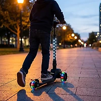 Jetson Jupiter Mini Light-Up 3-Wheel Scooter