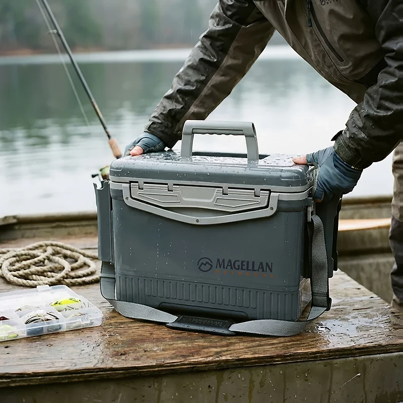 Magellan Outdoors 13 qt Dry Box