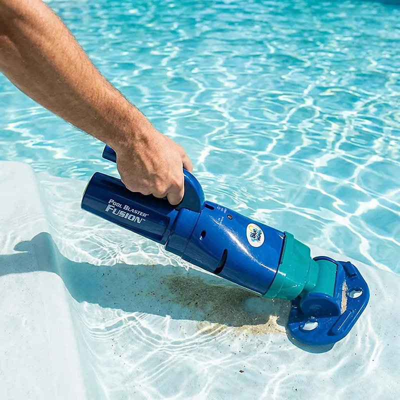 Blue Wave Pool Blaster Fusion PV-5 Hand-Held Lithium Cleaner