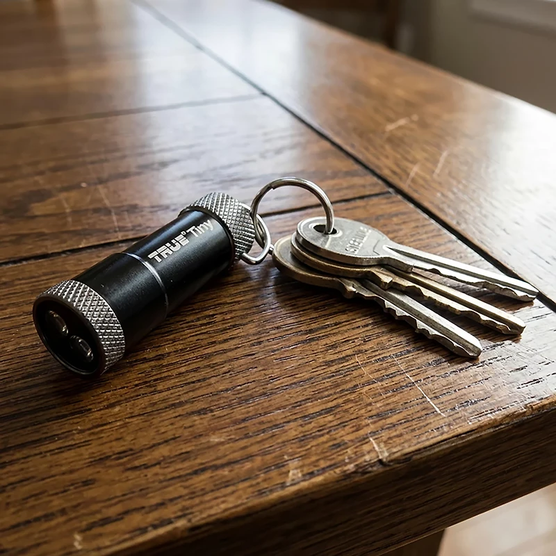 True 100L Tiny Torch Flashlight