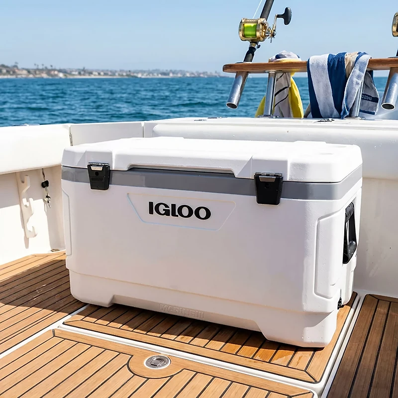 Igloo Latitude 100 qt Marine Maxcold Cooler