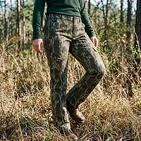 Magellan Outdoors Hunt Gear Women's Stonewell 7-Pocket Twill Cargo Pants
