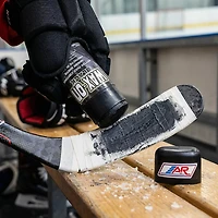 A&R Wax-On Black Hockey Stick Wax