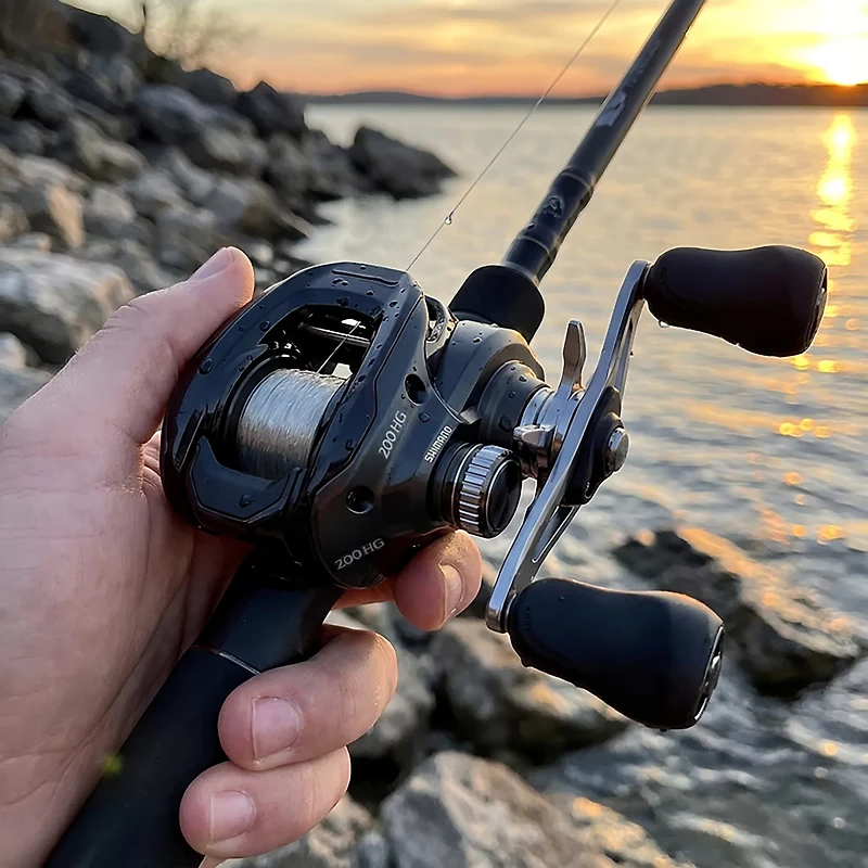 Shimano Curado 200 Medium Power Baitcast Reel