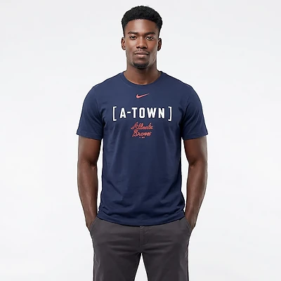Nike Men’s Atlanta Braves Bracket Team Phrase Graphic T-shirt