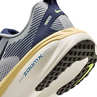 Nike Men's Vomero 18 Running Shoes