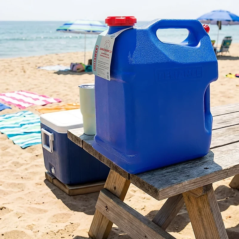 Reliance Jumbo-Tainer 2.0 7 gal Water Jug
