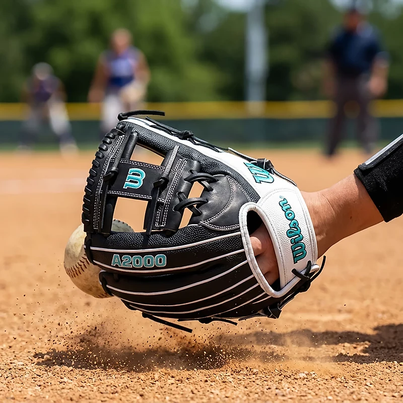 Wilson 12 in A2000 H12 Infield Fast-Pitch Softball Glove