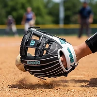 Wilson 12 in A2000 H12 Infield Fast-Pitch Softball Glove