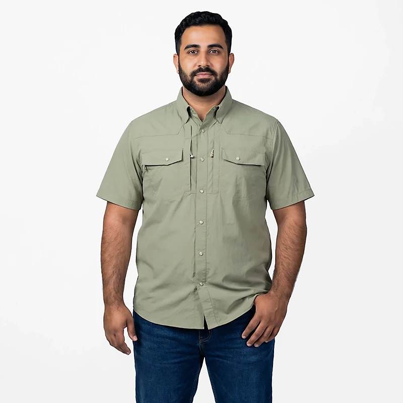 Magellan Men's Pecos River Solid Short Sleeve Shirt