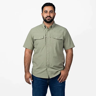 Magellan Men's Pecos River Solid Short Sleeve Shirt