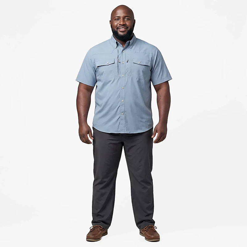Magellan Men's Pecos River Solid Short Sleeve Shirt