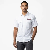 Antigua Men's Atlanta Braves Game Day Woven Short Sleeve Fishing Shirt