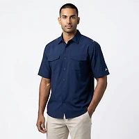 Antigua Men's Atlanta Braves Scatter Print Woven Short Sleeve Fishing Shirt