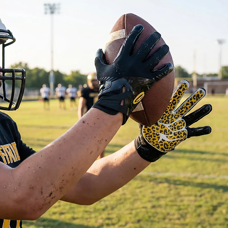 Grip Boost Youth Stealth 6.0 Boost+ Peace Football Gloves