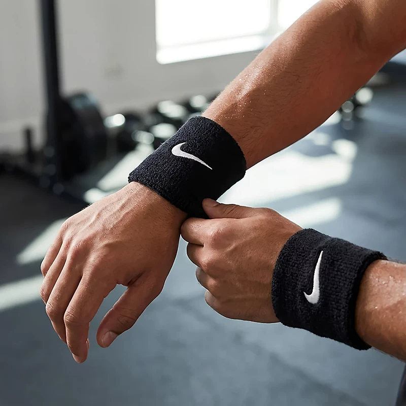 Nike Swoosh Classic Wristbands 2-Pack