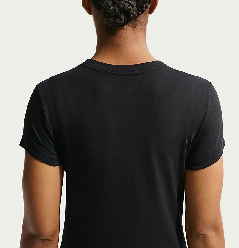 Nike Women's Sportswear Chill Knit Slim Cropped Graphic T-shirt