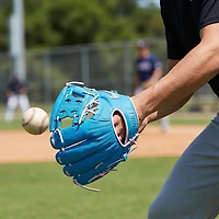Nike in Vapor Fielding Baseball Glove