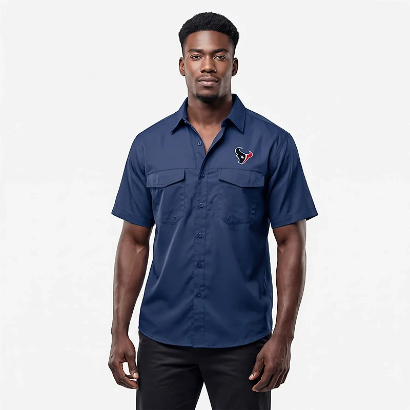 Antigua Houston Texans Men's Game Day Woven Short Sleeve Button Down Fishing Shirt