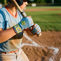 Youths' Blacksmith V2 Batting Gloves