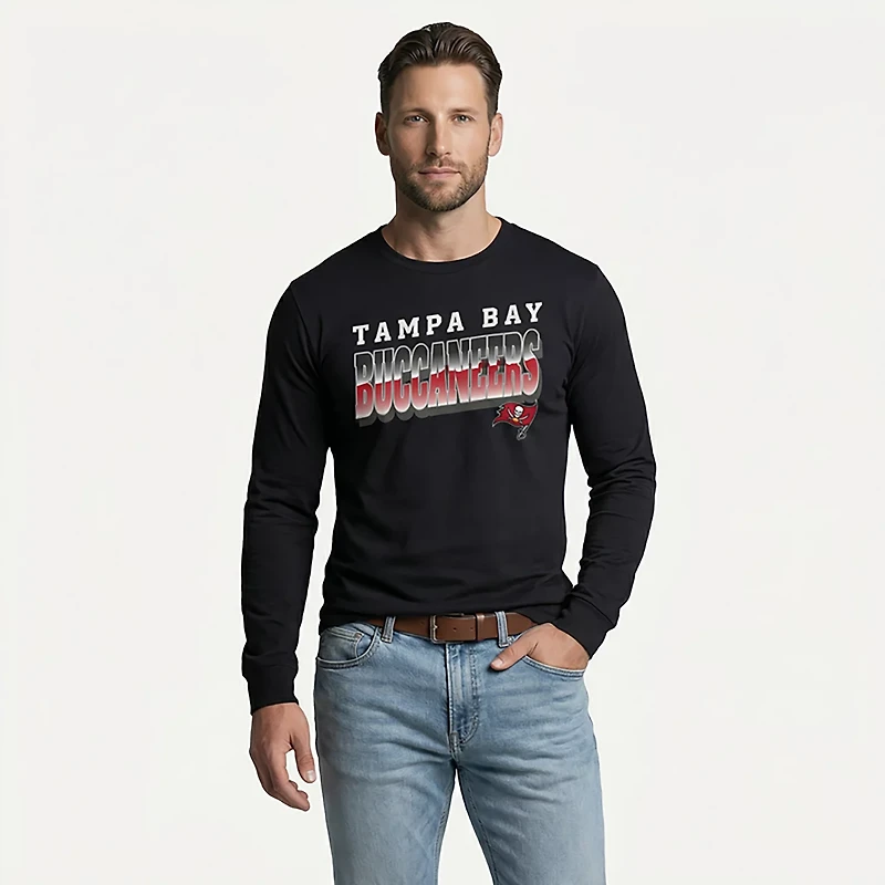 47 Men's Buccaneers Polished Franklin T-shirt