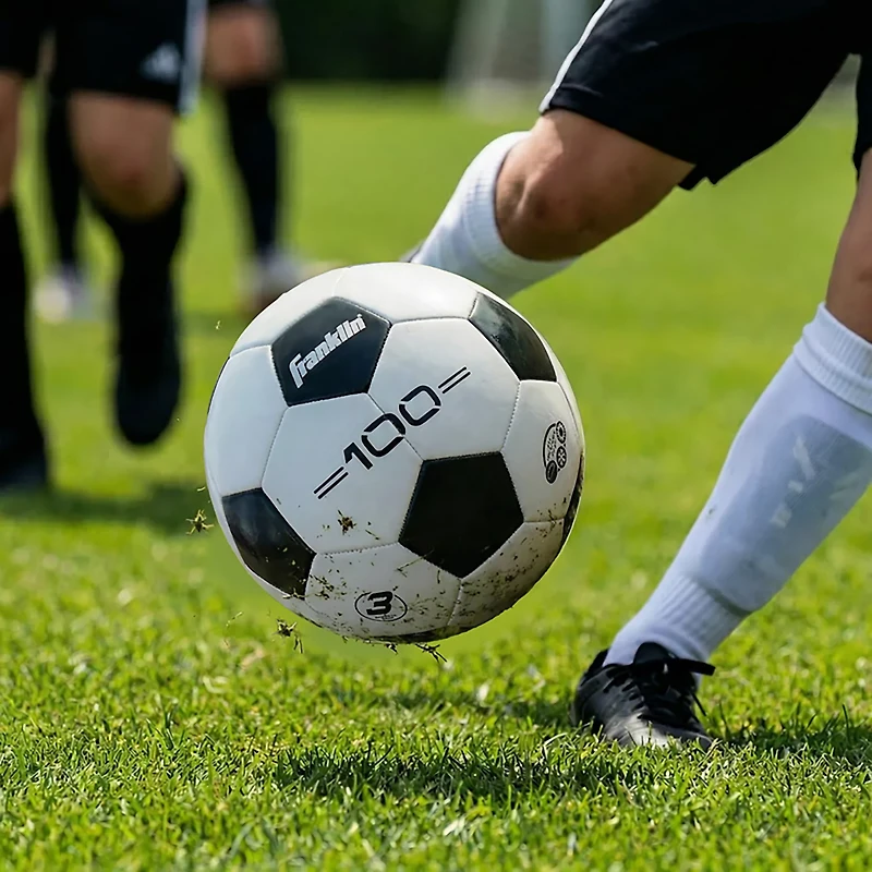 Franklin Sports Competition 100 Deflated Soccer Ball 12-Pack