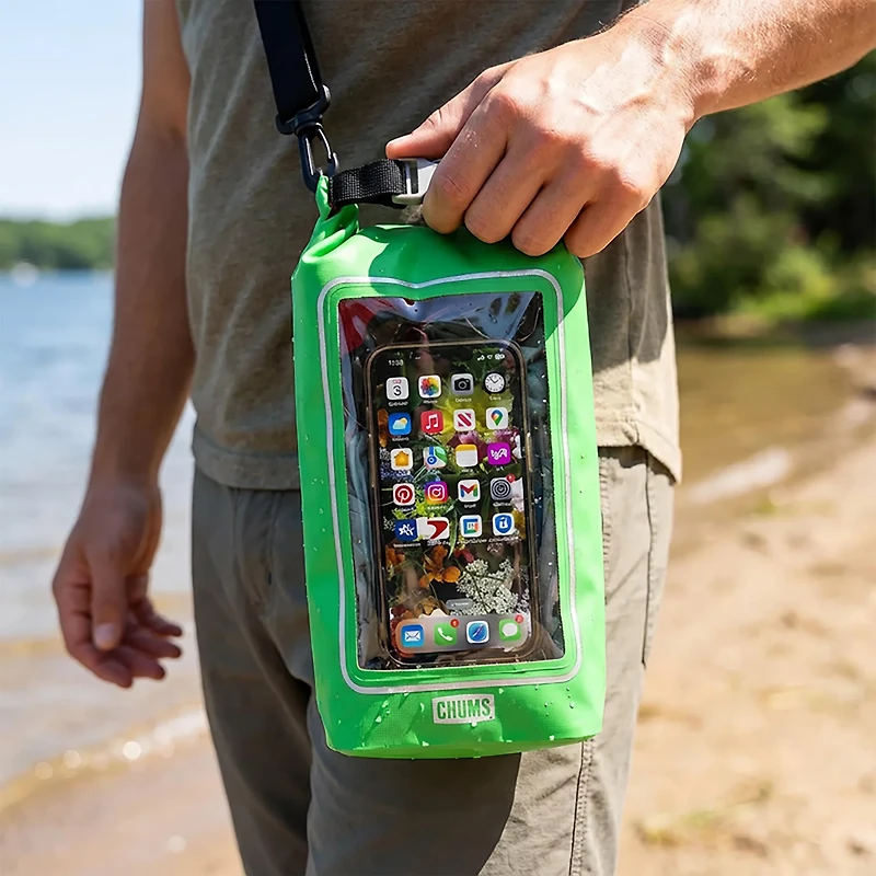 Chums High Water Phone Tote