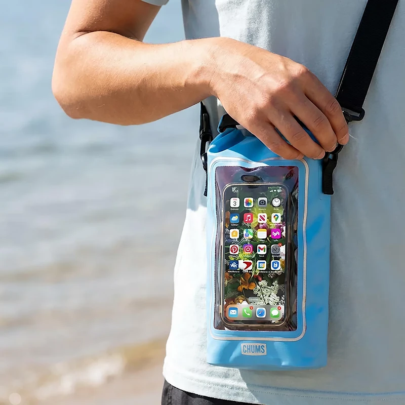 Chums High Water Phone Tote
