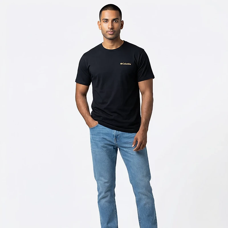 Columbia Sportswear Men's Squatchin Graphic T-shirt