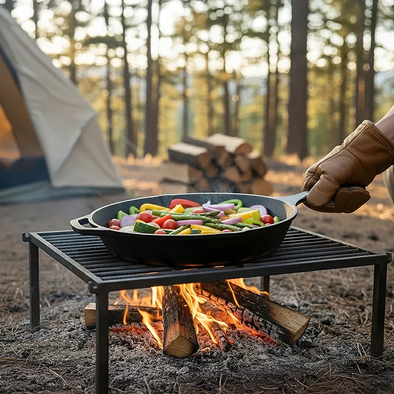 Lodge 13.25" Preseasoned Cast-Iron Skillet