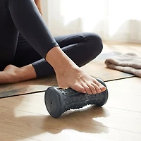 Gaiam Restore Hot/Cold Foot Roller