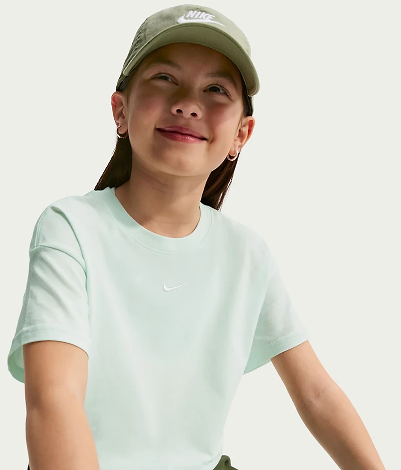 Nike Girls' Sportswear Boyfriend Essential Tee LBR