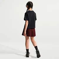 Nike Girls' Sportswear Essential Soft Bloom Boxy T-shirt