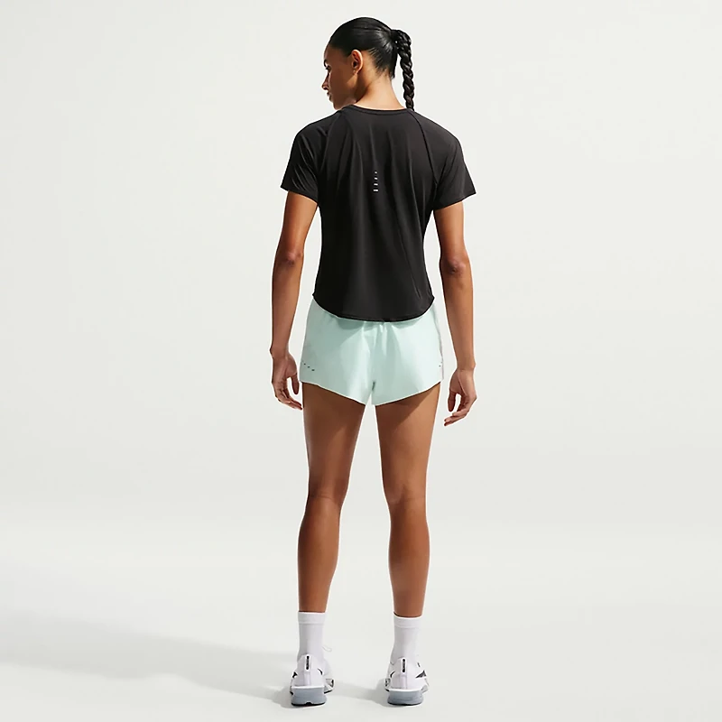 Nike Women's Swift Breathe Dri-FIT Mid-Rise Brief-Lined Running Shorts 2.5