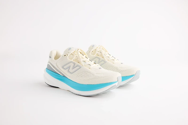 New Balance Women's 1080v15 Shoes