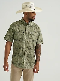 Wrangler Men's All Terrain Gear Printed Performance Shirt