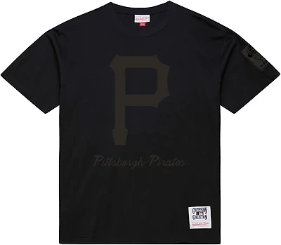 Mitchell & Ness Men’s Pittsburgh Pirates Phantom Graphic Short Sleeve T‑Shirt