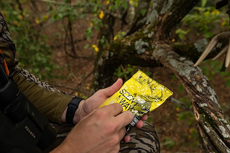 Scent‑A‑Way MAX Field Wipes 24-Pack